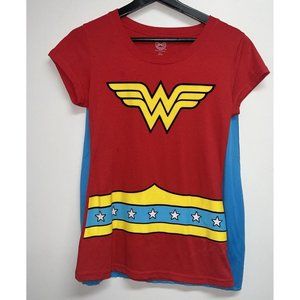 DC Comics Womens Wonder Woman Halloween Costume T-shirt Blue Cape Jr Size M 7-9